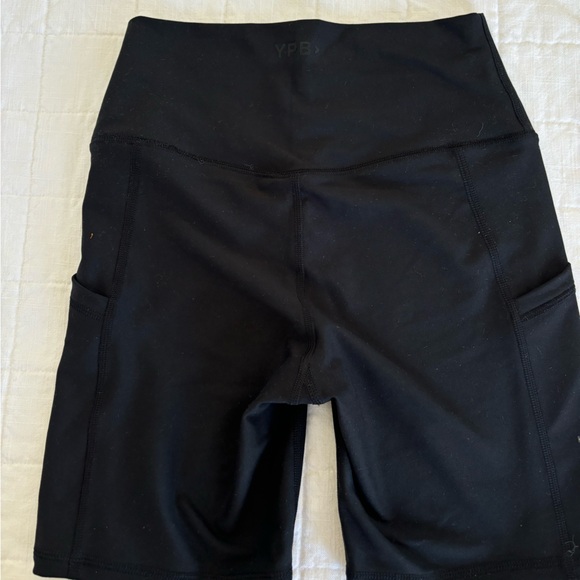 EUC Abercrombie YPB sculptLUX 7" Pocket Bike Short - Picture 2 of 5